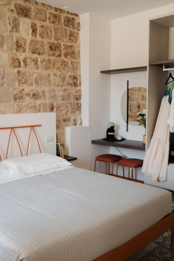 La Dimora Dei Walori Hotel Бишелие Екстериор снимка